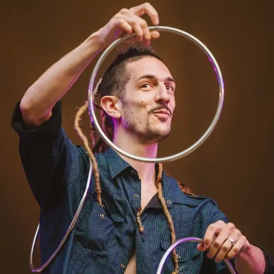 w-juan-colás
